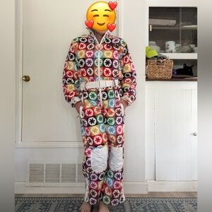 Willyfinder Women’s Ski Suit – Size Large – Multicolor Snowflake Pattern
